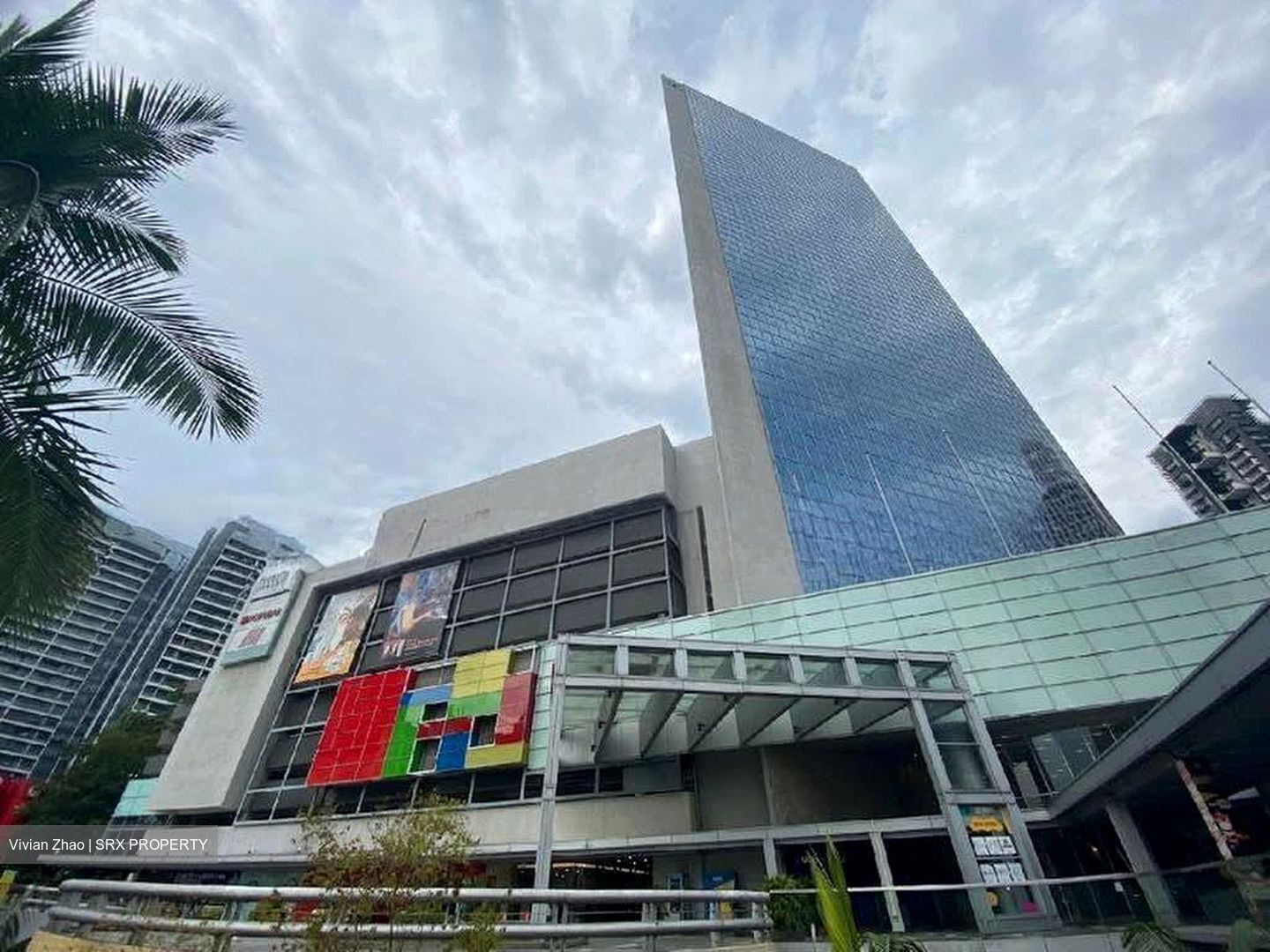 United Square (D11), Office #598611961
